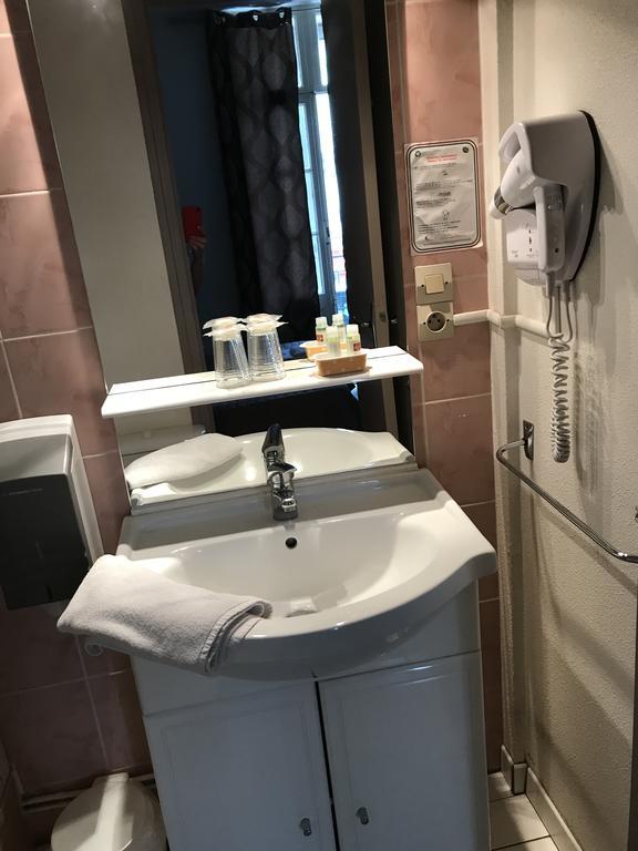 Hotel Alexander Perpignan Quarto foto